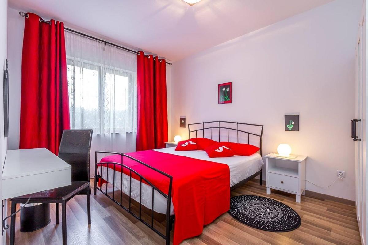 Apartment Miro Πούλα Εξωτερικό φωτογραφία