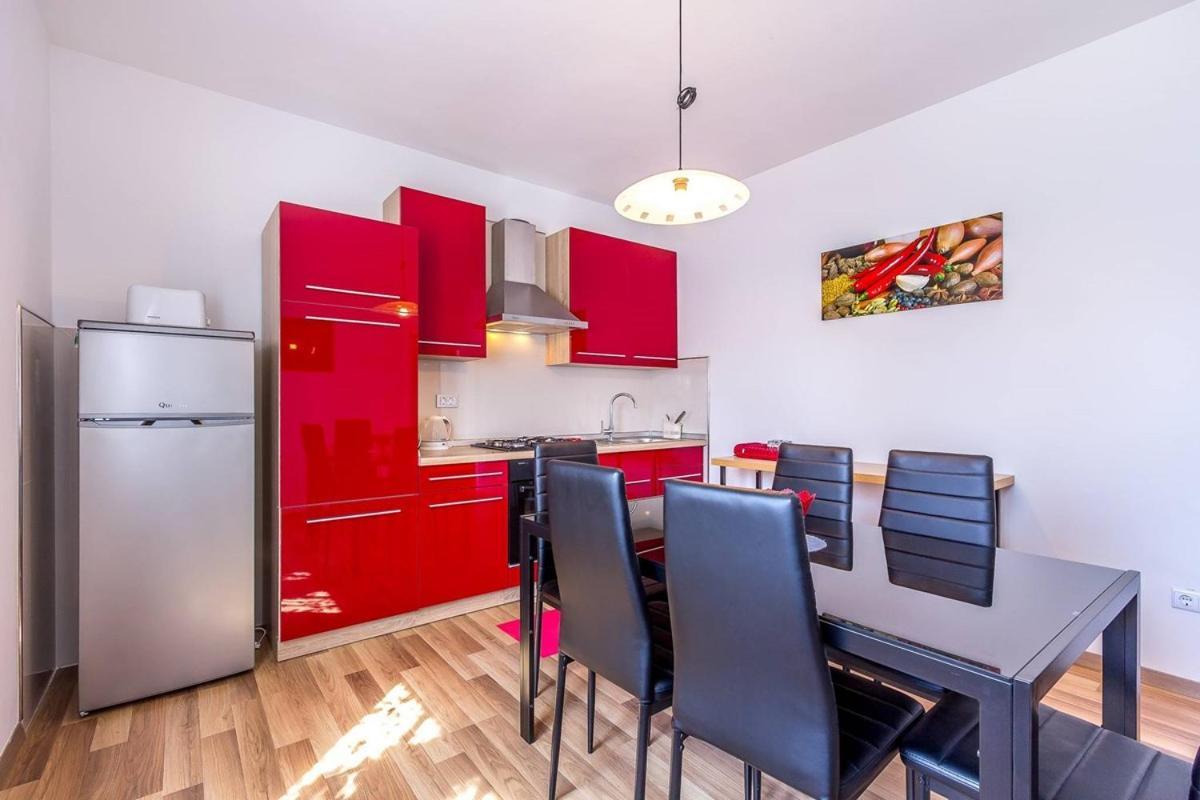 Apartment Miro Πούλα Εξωτερικό φωτογραφία